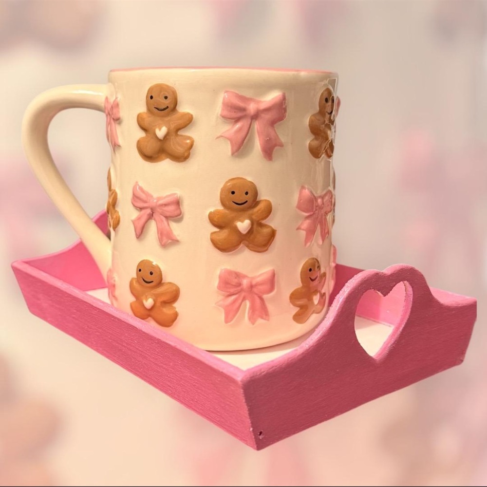 Viral Gingerbread Bow Mug